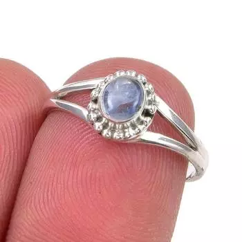 Кольцо из серебра 925 пробы с натуральным кианитом, размер 6, C9E22