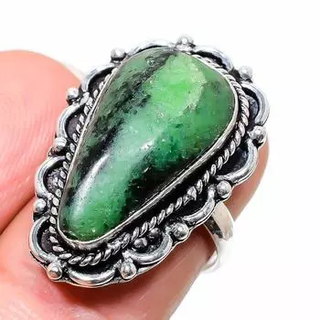 Кольцо из серебра 925 пробы с рубиновым цоситом, созданное в лаборатории, размер 7 H4j89