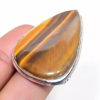 Кольцо из серебра 925 пробы с натуральным тигровым глазом, размер 8 O4b63
