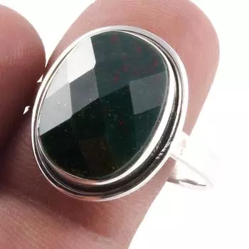 Кольцо из серебра 925 пробы с натуральным драгоценным камнем-кровавым камнем S.10 i7u73