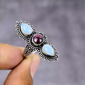 Кольцо из серебра 925 пробы с натуральным гранатом гессонитом, опалом, размер 8 N2z58