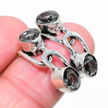 Кольцо из серебра 925 пробы с александритовым кварцем, размер 7,5 l7N35 7.5 чёрный