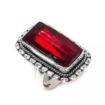 Кольцо из серебра 925 пробы с натуральным гранатом, размер 8 I9i84