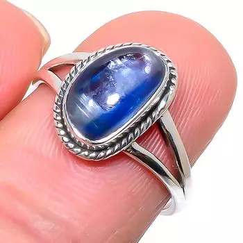 Кольцо из серебра 925 пробы с натуральным кианитом, размер 7,5 f2k22