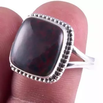 Кольцо из серебра 925 пробы с натуральным драгоценным камнем-кровавым камнем S.9 W4S73