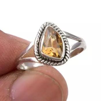 Кольцо из серебра 925 пробы с натуральным цитрином, размер 6, r5M81
