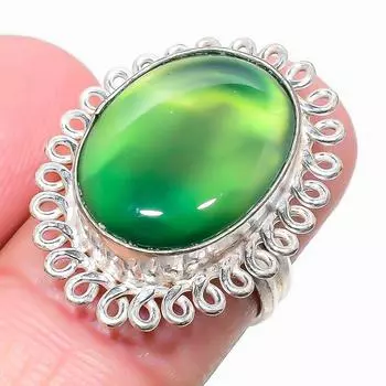 Кольцо из серебра 925 пробы с зеленым ониксом, размер 7 L2M46 7 зелёный