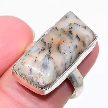 Кольцо из серебра 925 пробы с опалом и дендритом, размер 7,5 G4D71 7.5 белый