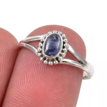 Кольцо из серебра 925 пробы с натуральным кианитом, размер 6,5 d8H53