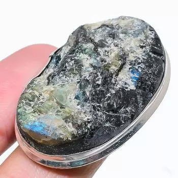 Кольцо из серебра 925 пробы с драгоценным камнем лабрадорит, размер 7 z7h53