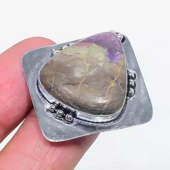 Кольцо из серебра 925 пробы с натуральным пурпуритом, размер 7, D2l87