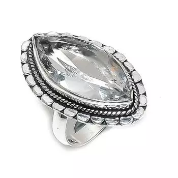 Кольцо из серебра 925 пробы с натуральным белым топазом, размер 8 V6l47