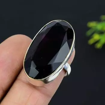 Кольцо из серебра 925 пробы с аметистом, размер 7, w6S54