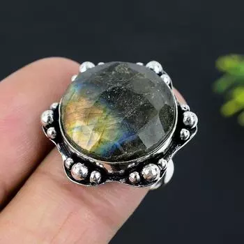 Кольцо из серебра 925 пробы с драгоценным камнем лабрадорит, размер 8 Z1w70