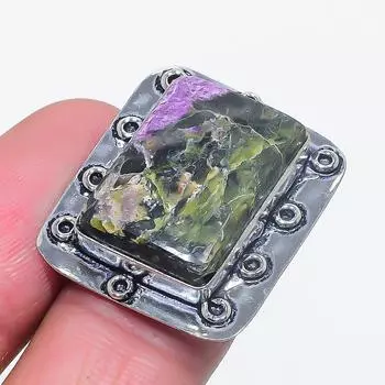 Кольцо из серебра 925 пробы с натуральным пурпуритом, размер 6, M9N49