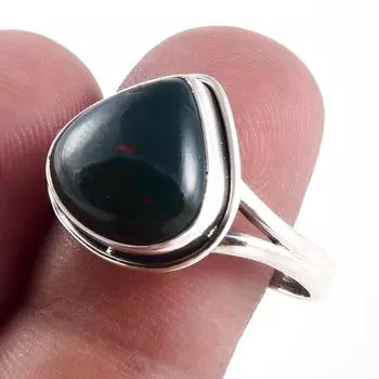 Кольцо из серебра 925 пробы с натуральным драгоценным камнем-кровавым камнем S.10 J2w45