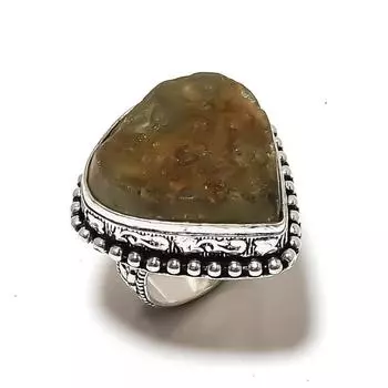 Кольцо из серебра 925 пробы с необработанным драгоценным камнем лабрадоритом, размер 9 N4H48