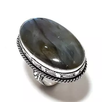 Кольцо из серебра 925 пробы с драгоценным камнем лабрадорит, размер 8 r8C01