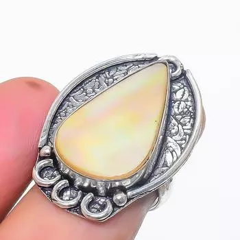 Кольцо из серебра 925 пробы с натуральным перламутром и драгоценными камнями, размер 6,5 s2n60