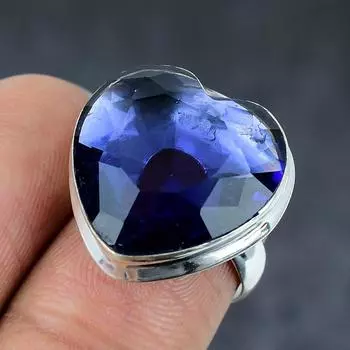 Кольцо из серебра 925 пробы с натуральным аметистом, размер 6,5 д8х18