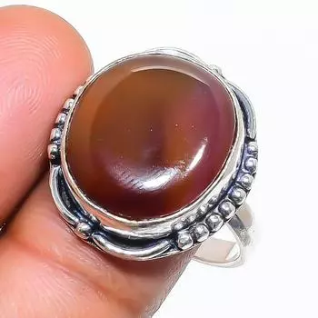 Кольцо из серебра 925 пробы с натуральным красным мукаитом, размер 10 W8E77