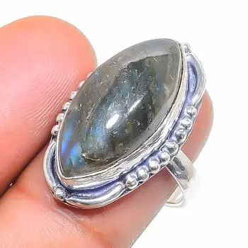 Кольцо из серебра 925 пробы с натуральным лабрадоритом, размер 6 V1S06