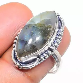 Кольцо из серебра 925 пробы с натуральным лабрадоритом, размер 6, g8r19