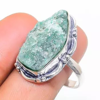 Кольцо из серебра 925 пробы с натуральным зеленым авантюрином, размер 9 S7d63