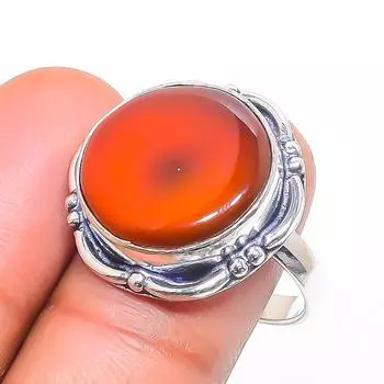 Кольцо из серебра 925 пробы с натуральным камнем сердоликом, размер 8 r7y24