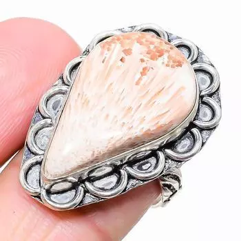 Кольцо из серебра 925 пробы со сколецитом, размер 8 B3m20 8 белый