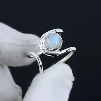 Кольцо из стерлингового серебра 925 пробы с натуральным лунным камнем, регулируемое по размеру — подходит для размеров США от 6 до 10 — украшения ручной работы в стиле бохо для женщин и мужчин, подарки на День святого Валентина Adjustable белый