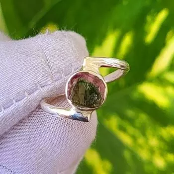Кольцо из стерлингового серебра 925 пробы с двухцветным необработанным турмалином, цена 6,25 долларов США, рождественское 6.25 US