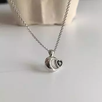 Кольцо-кольцо с рисунком в виде сердца и луны из черного циркония