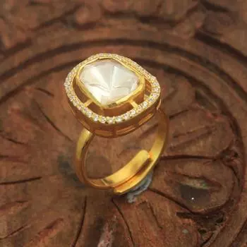 Кольцо Kundan Polki из стерлингового серебра с золотой отделкой и цирконом