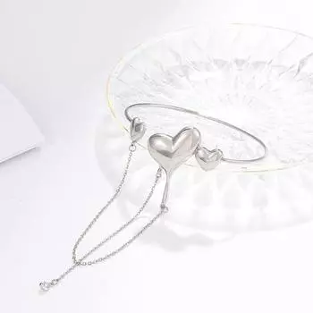 Кольцо на руку Элегантная регулируемая медная цепочка в европейском и американском стиле в форме сердца Верхняя манжета с кисточкой-цепочкой