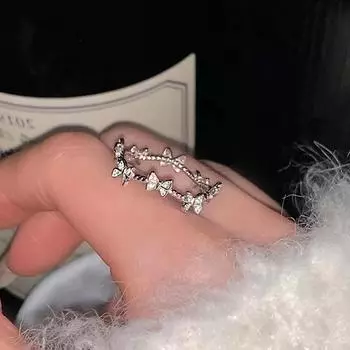 Кольцо Niche Design Sense Zircon Butterfly Metal Ring для женщин и пожилых людей, простое и универсальное, модное кольцо для темперамента