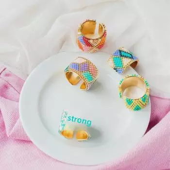 «Кольцо ручной работы из богемской нержавеющей стали с антикварными бусинами из риса Miyuki»