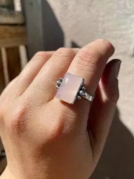 Кольцо ручной работы из цельного серебра 925 пробы с розовым кварцем, эффектное женское кольцо, подарок для нее. розовый