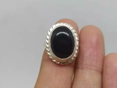 Кольцо с черным ониксом, дизайнерское кольцо ручной работы, эффектное кольцо, кольцо в стиле бохо, кольцо из стерлингового серебра, кольцо с безелем, серебро 925 пробы 6