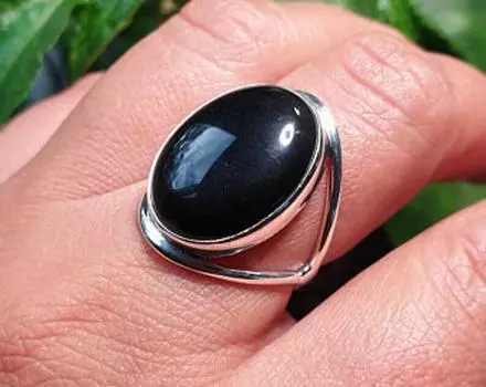 Кольцо с черным ониксом, Кольцо ручной работы, Кольцо со звездой, Уникальное кольцо, Овальное кольцо, Серебряное кольцо, Штабелируемое кольцо, Подарок для нее 6