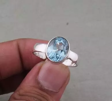 Кольцо с драгоценным камнем с голубым топазом, кольцо из цельного серебра 925 пробы, кольцо с безелем, кольцо на продажу, эффектное кольцо 6