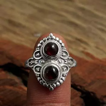 Кольцо с гранатом, серебряные украшения, серебро 925 пробы, эффектное кольцо, кольцо ручной работы, украшения с камнем 5 красный