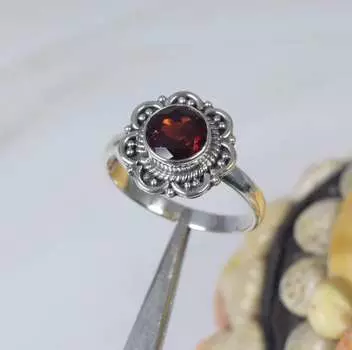 Кольцо с гранатовым камнем, кольцо из цельного серебра 925 пробы, богемное кольцо, эффектное кольцо, женское кольцо, подарок для нее 6