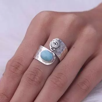 Кольцо с натуральным драгоценным камнем ларимар, регулируемое кольцо, серебро 925 пробы, кованое дизайнерское кольцо, эффектное кольцо 6