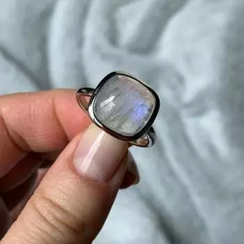 Кольцо с натуральным лунным камнем Sunrise international Natural Gemstone 4 -14.9MM белый