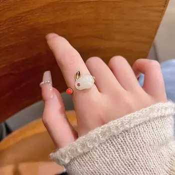 Кольцо с нефритовым кроликом 2024 года для женщин: Ретро-китайский стиль, вдохновленный знаками зодиака, популярен среди интернет-знаменитостей Adjustable opening золотой