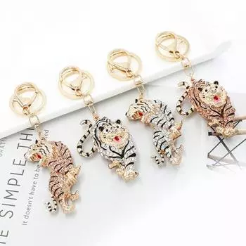 Кольцо тонкой работы, брелок с тигровыми стразами, брелок для друзей 2 золотистый