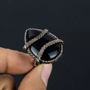 Кольцо ювелирных изделий черной драгоценной камня оникса обернутое медной проволокой Хандмаде для подарка 4 чёрный