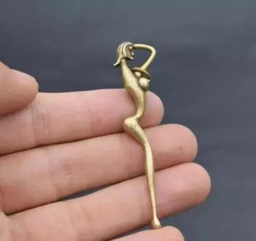 Коллекционные китайские латунные резные красивые женские уши, изысканные маленькие статуэтки