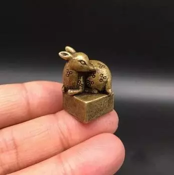 Коллекционные китайские латунные резные животные, прекрасный тюлень пятнистого оленя, изысканные маленькие статуи